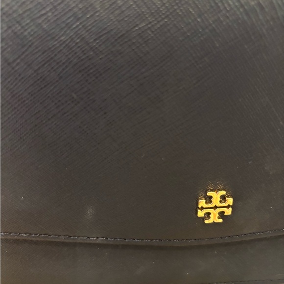 Tory Burch Navy Crossbody Bag with Gold Chain - Picture 5 of 7